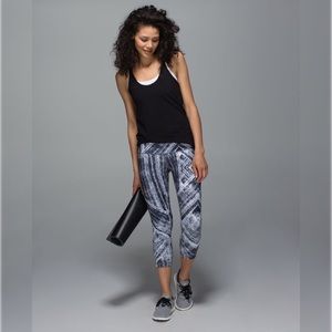 Lululemon Wunder Under Crop II *Full-On Luon